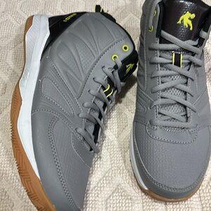 Shoes mens new size 7.5M AND1 comfort padded insole